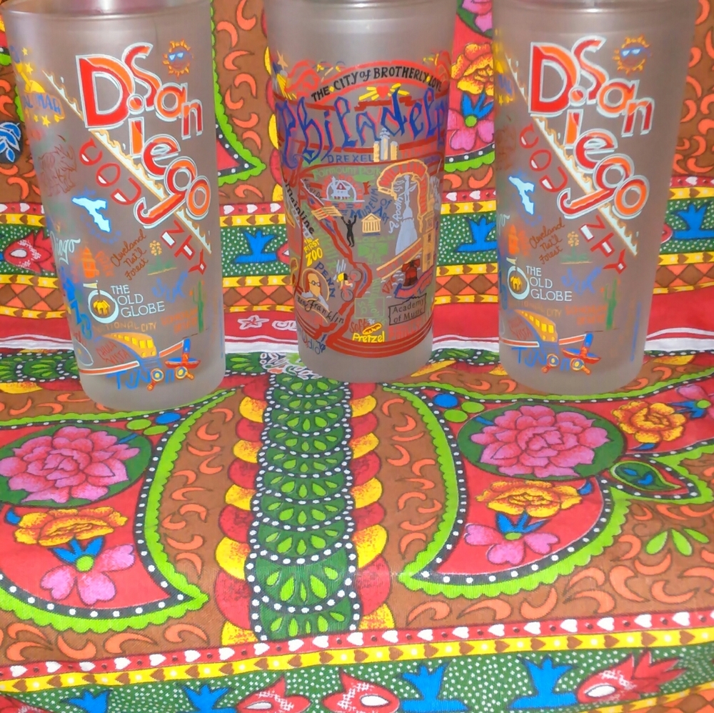 3 CATSTUDIO HAND-DRAWN  FROSTED GLASSES